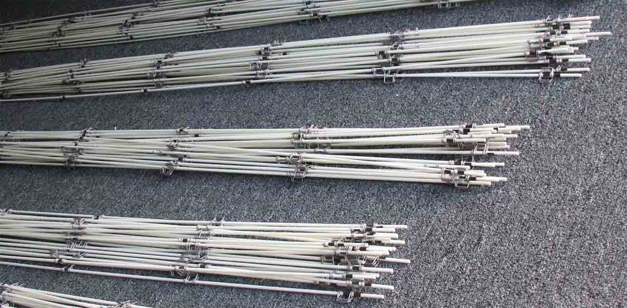 aerial_banner_connector_rods.jpg